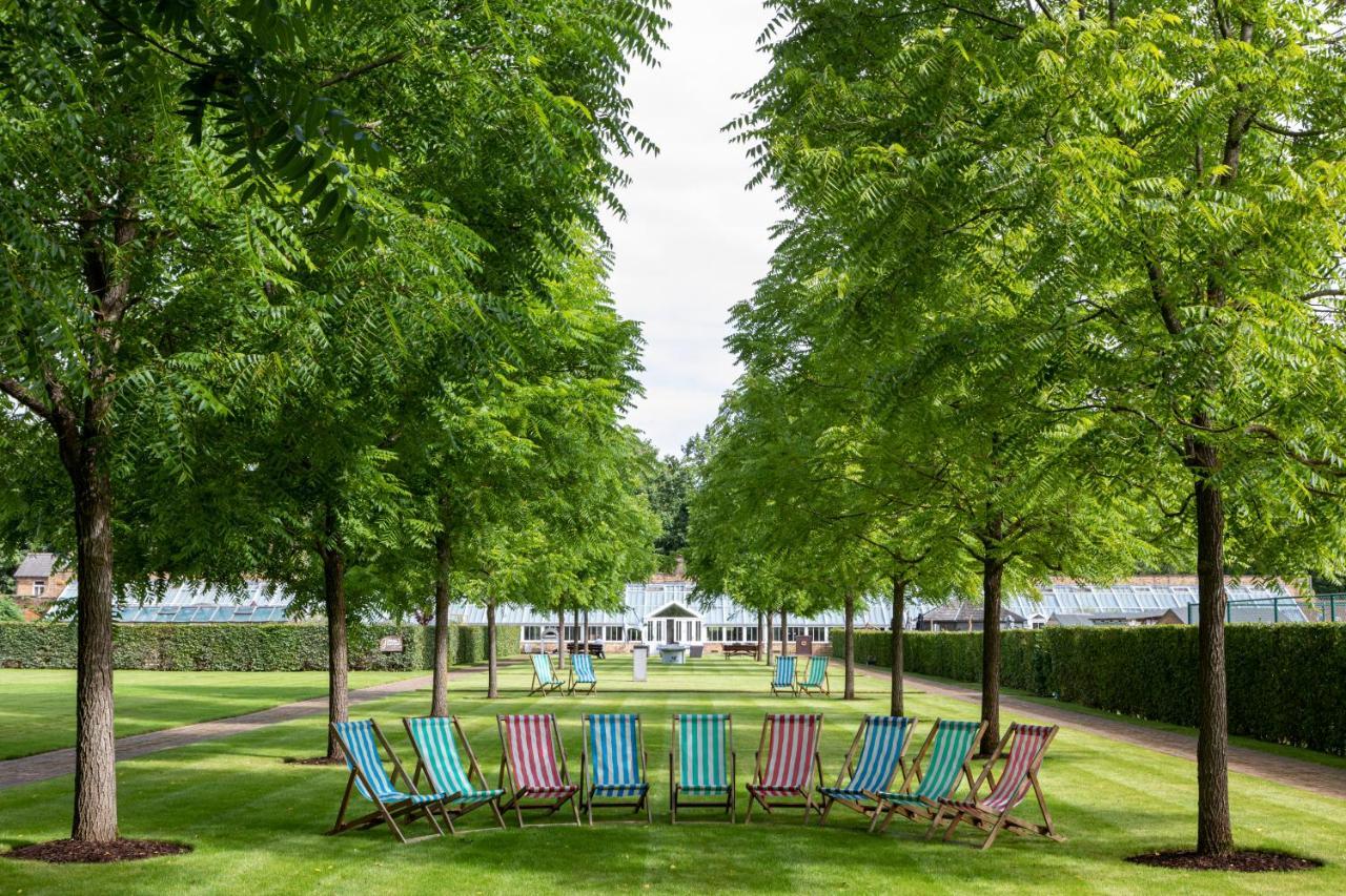 The Grove Hotel Chandler's Cross Bagian luar foto